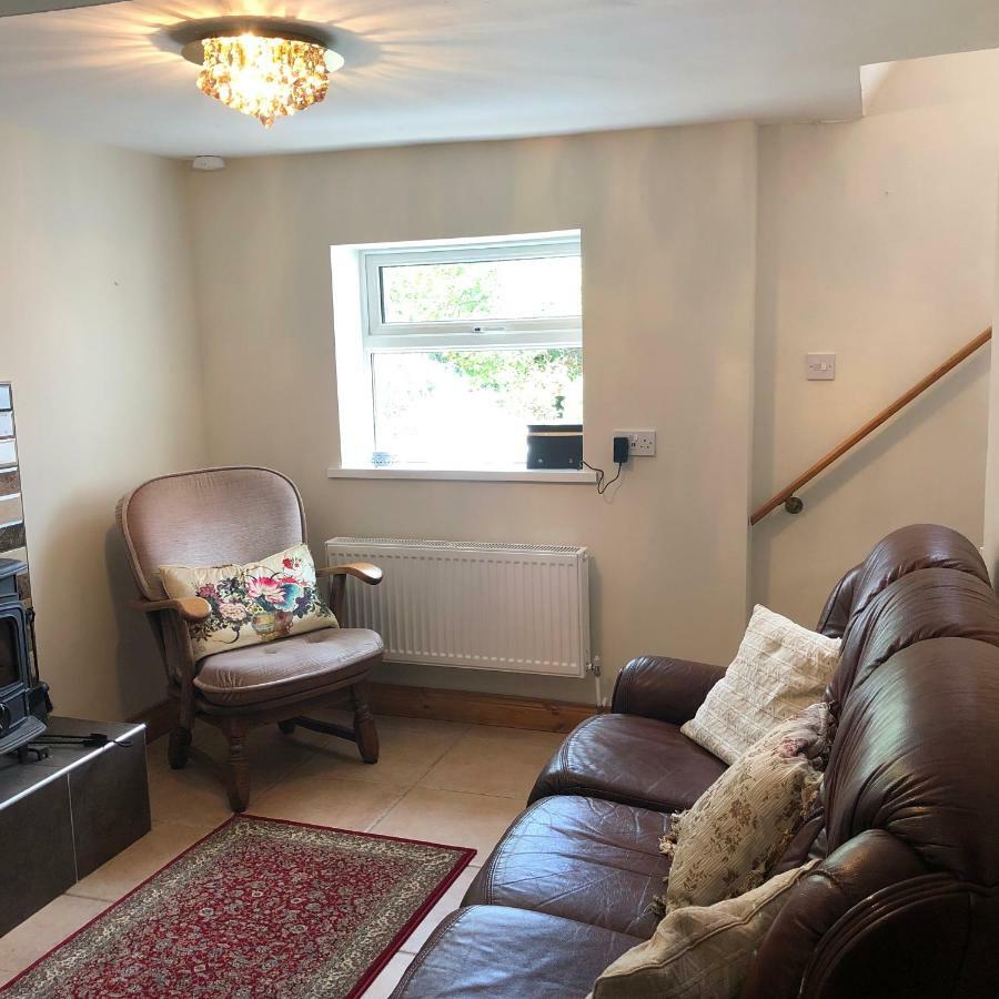 New Listing Faye'S Place Donegal Town Exterior foto